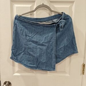 Old Navy Girls wrap front skirt skort shorts XXL 18 plus denim chambray